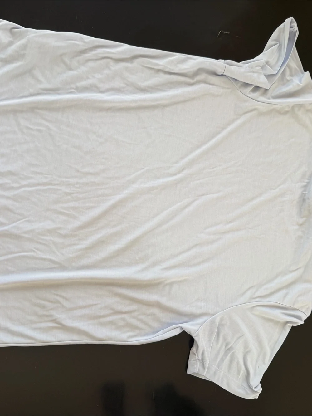Nike Men’s Short Sleeve Crew Neck T-Shirt in Light Gray